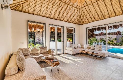 Bhiwadi Hotel | Kimaya Farms by ELIVAAS, Luxury Cottages near Gurgaon