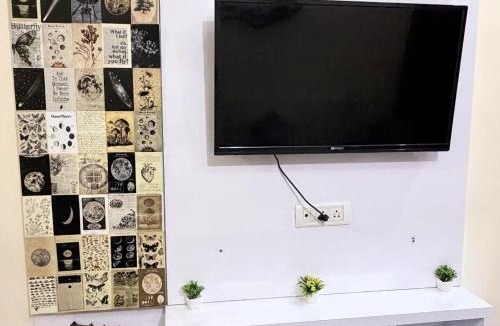Panchkula Urban Estate Apartment | Calm Corner