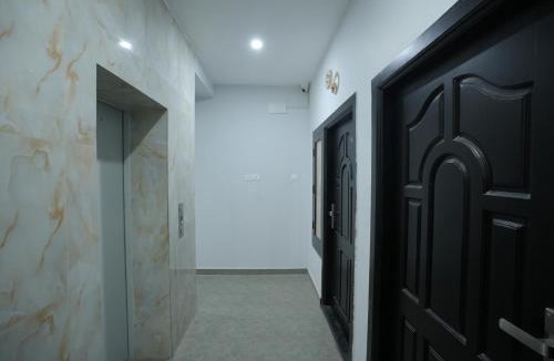 Velachery Hotel | Skyline Suites