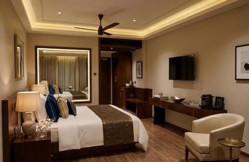 Kalpetta Hotel | Surya Grand Hotel