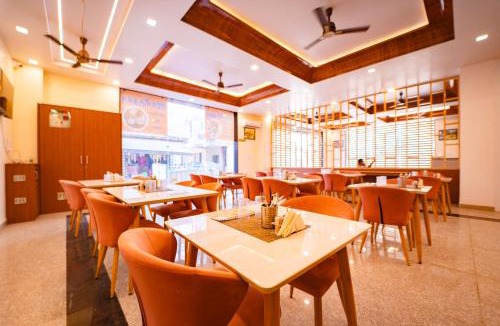 Sikar Hotel | Hotel Neel Kamal-Near KhatuShyamJi Temple