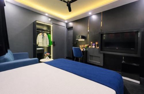South Extension Hotel | The Boutique Studio Near Green Park Delhi- By ACESTAYZ