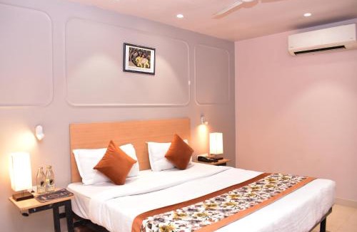 Punjabibagh Hotel | Qotel Comfort Golden Saffron - Hotel in Punjabi Bagh Near Metro