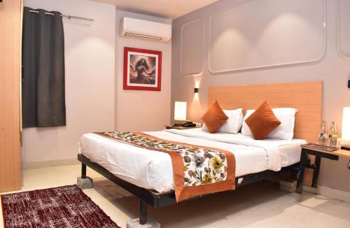 Punjabibagh Hotel | Qotel Comfort Golden Saffron - Hotel in Punjabi Bagh Near Metro