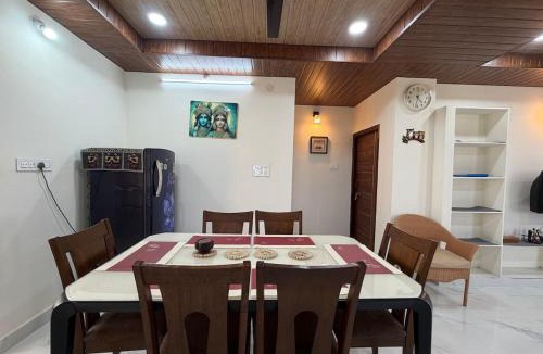 Hyderabad Apartment | Casa Bianca Penthouse Retreat