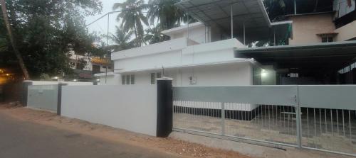 Kozhikode Apartment | Ivory Suites Meadows