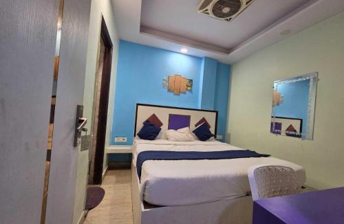 New Delhi Hotel | Hotel O Nangloi Railway Station Formerly Chahal Guest House