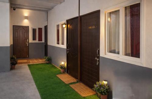 The Mall Road House | Kaushik Home Stays