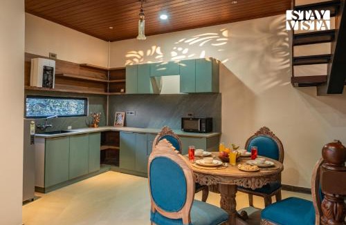 Tehri Villa | StayVista at Anant at Tehri Peaks with Bonfire and Jacuzzi