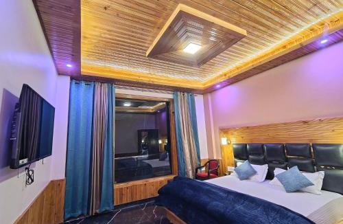 Chachyot House | Woodstone Homestay & Pahadi Swad Cafe