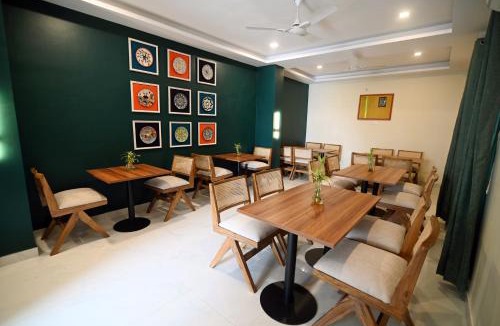 Mayapur Hotel | Jaswinder Bhawan - By The Ganges