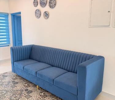 Kollam House | Casa Azul - The Blue House