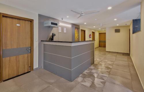Bullawala Hotel | Super Hotel O Blessings Residency
