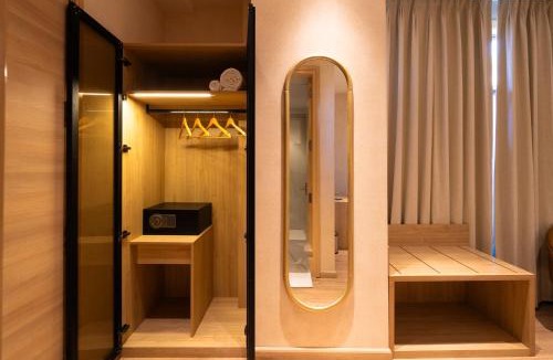Nehru Place Hotel | Hotel Bluestone Prime Nehru Place by The Cosy hotels