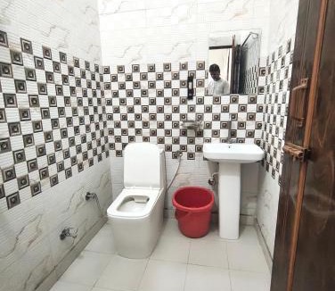 Aligarh Hotel | Harigarh Inn