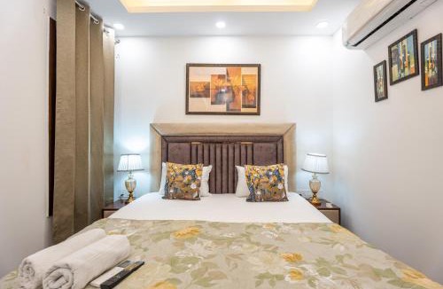 Saket Apartment | Fortune Home Service Apartment 3Bhk J-150 Near Max Hospital