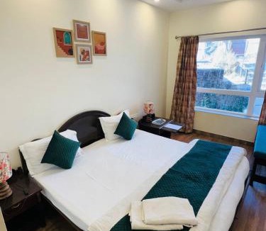 The Mall Road House | Basant Cottage, Mall Road, Mussoorie