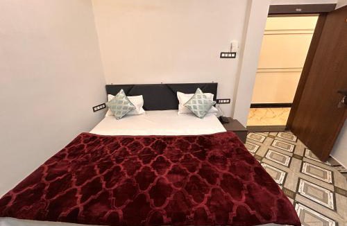 Farrukhabad Hotel | Town Table Restaurant Banquet & Hotel