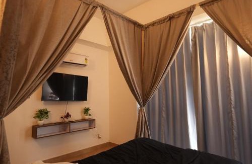 Noida Apartment | Luxurious 1BHK with City View