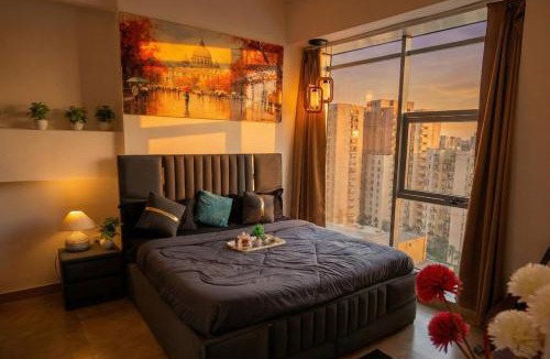Noida Apartment | Luxurious 1BHK with Balcony Garden & City View