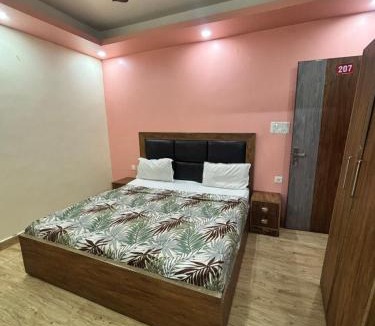 New Delhi Hotel | Classic Harmony Inn