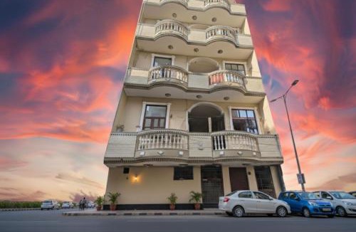 Mukherjee Nagar Hostel | FlexiBay-Affordable Hostel in North Delhi