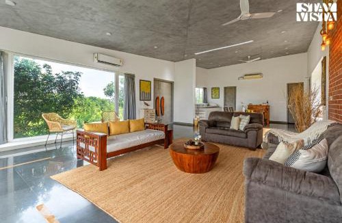 Vikarabad Villa | StayVista at Lazy Mango with Pool & Bathtub