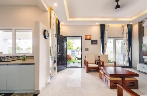 Hosur Apartment | Wildscape by StayJadePoolGarden1hr E-CityHSR
