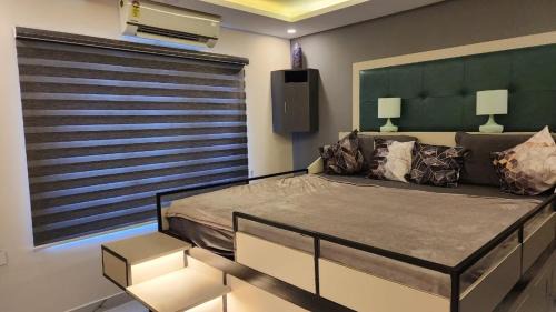 Palayam Apartment | Savitham 1BHK Flat City Centre