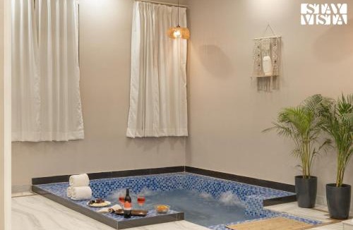 Vaishali Nagar Villa | StayVista at NIWAS BY TALIN - Jacuzzi & WiFi