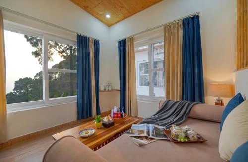 Nahan Hotel | ELIVAAS Signature Stars and Windsongs with Shared Pool, Garden, Game Zone, Restaurant, & Hill Views Pet-friendly