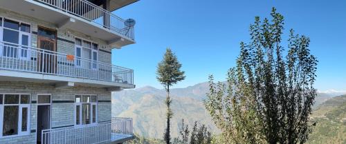 Kotgarh House | Sunrise View Farm-stay -Narkanda