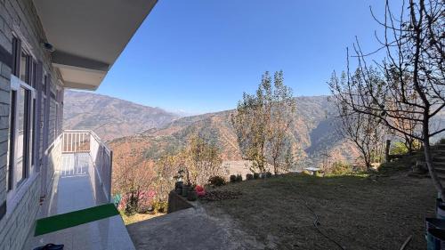 Kotgarh House | Sunrise View Farm-stay -Narkanda