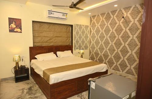 Bani Park House | SHAURYAAKSH HOTEL & Home stay