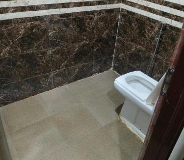 Mahipalpur Hotel | Hotel S R PLAZA