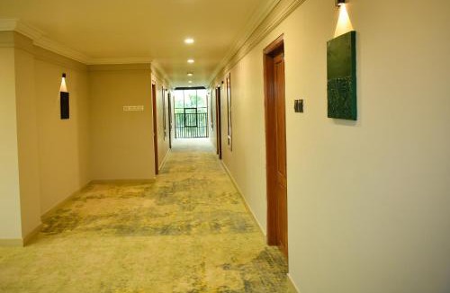 Thalassery Hotel | Hotel Manal Suites
