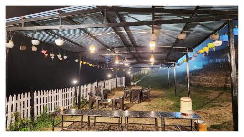 Sigri Village Hotel | Hotel Himaaksh cottages In Sigri