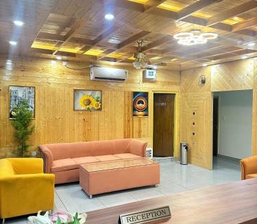 Chail Hotel | The Chail Pine Orchard Resort