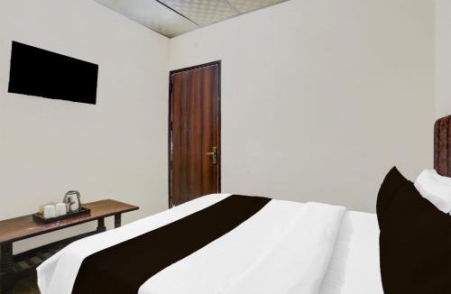 Ghaziabad Hotel | Super Townhouse Johri Enclave Metro Station Formerly Second Home