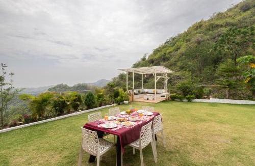 Bullawala Villa | SaffronStays Mystic Homes - pet-friendly cottage with valley views & bonfire setup in Dehradun