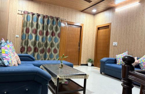 Mayapur House | Shreshth Home Stay - Best Family Accommodation - 3km from Har Ki Pauri, Haridwar, Uttarakhand