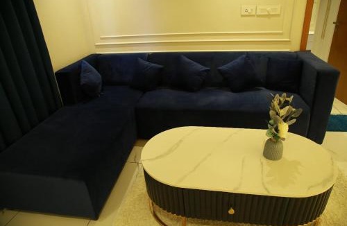 Palayam Apartment | The Sapphire Suite