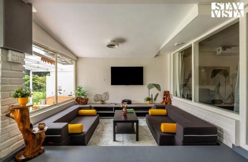 Nakur Sirangala Villa | StayVista at Kailaasa with Bonfire, Plunge Pool - Riverfront