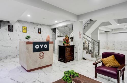 Sainik Farm Hotel | OYO Townhouse Anmol Residency