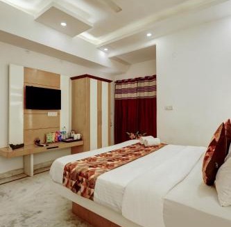 Paharganj Hotel | Hindustan By Backpackers Heaven - Traveller's Choice Award 2023-24-25-26 Best of Best Winning Hotel with Complimentary Airport Pick up