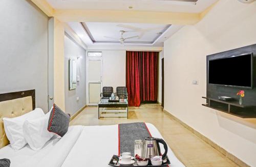 Baraula Hotel | Townhouse Zodiac Near Botanic Garden of Indian Republic