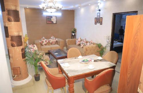 Saket Apartment | Fortune Home Service Apartment 3Bhk , D-198 Saket