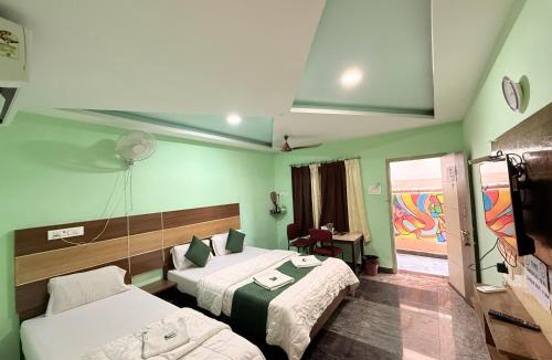 Mahabalipuram Beach Hotel | Sri Murugan Beach Paradise Hotel