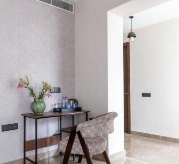 Gurugram Bed & Breakfast | Perch Casa Feliz- Golf Course Road