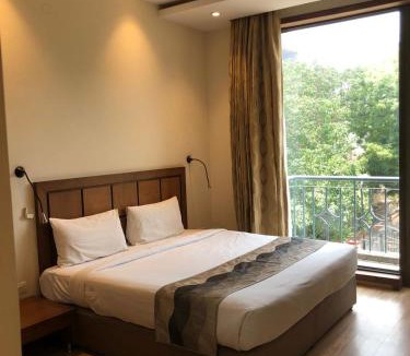 Hanuman Road Area Hotel | UDS Villa Scandinavian - Next to VFS, Walking to Connaught Place